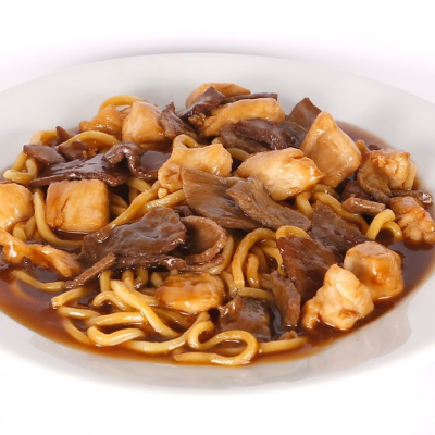 - Yakissoba Misto Sem Legumes